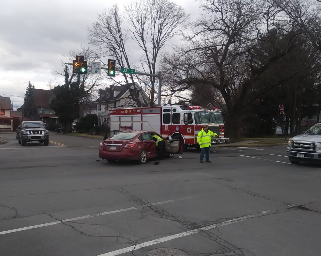 Vehicle crash in South Williamsport News, Sports, Jobs Williamsport